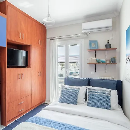Apartment Island In The Sky! Acropolis And Views!
